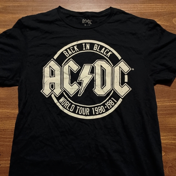 AC/DC T-SHIRT - Small // Rock Band Music Tour T-shirt Tee Shirt ACDC AC-DC Metal - Picture 4 of 6
